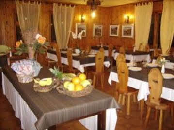 Hôtel Hirondelle à Aoste Extérieur photo